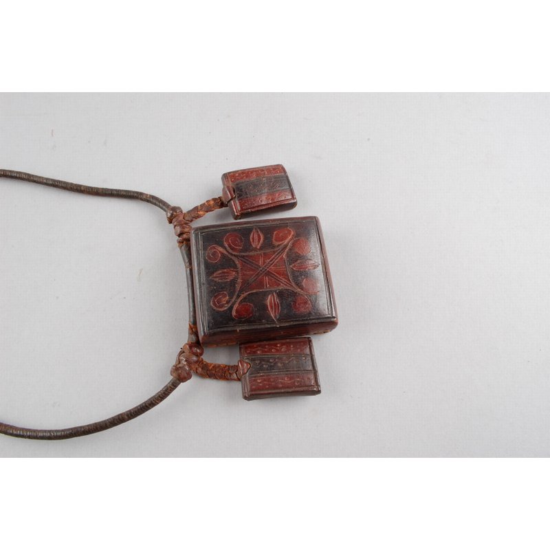 Leather Sebe Necklace